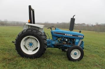 Main image Ford 3910