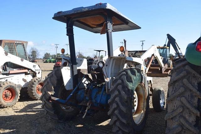 Image of Ford 3910 equipment image 2