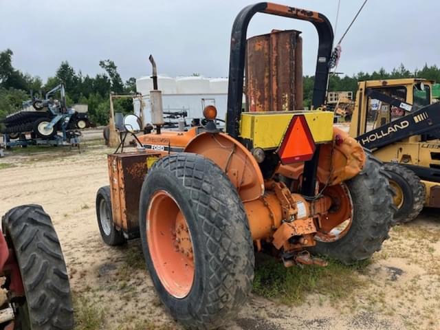 Image of Ford 3910 equipment image 4