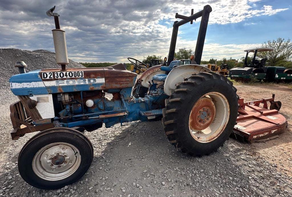 Main image Ford 3910