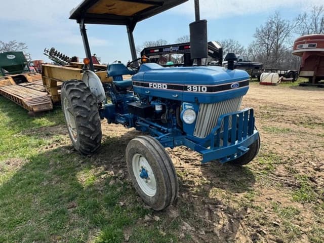 Image of Ford 3910 equipment image 1