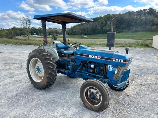 Image of Ford 3910 equipment image 1