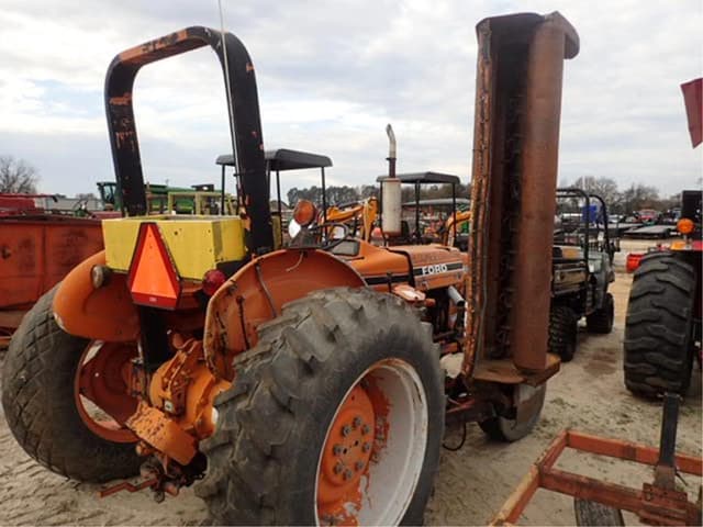 Image of Ford 3910 equipment image 2