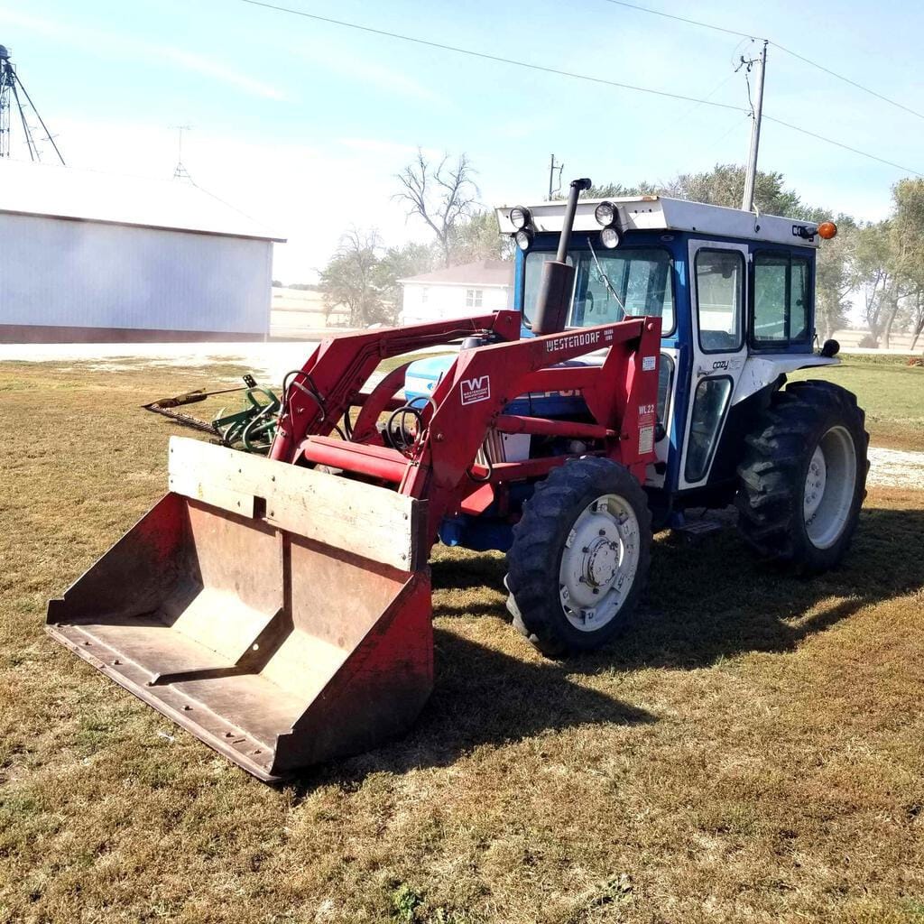 Main image Ford 3910