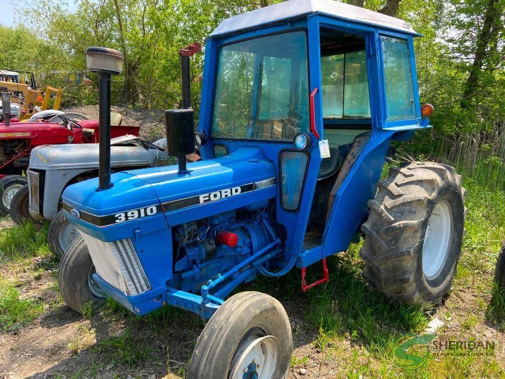 Main image Ford 3910