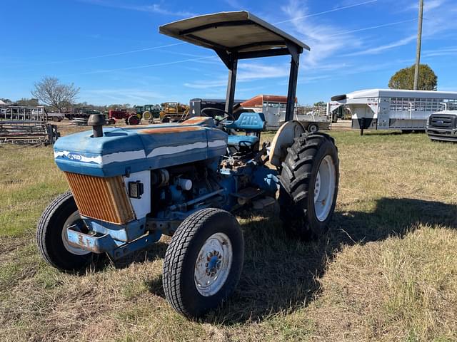 Image of Ford 3910 equipment image 3