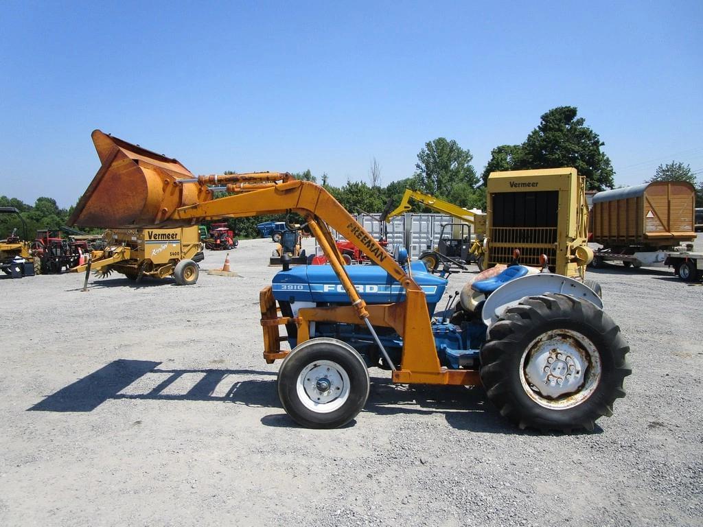 Image of Ford 3910 Primary image