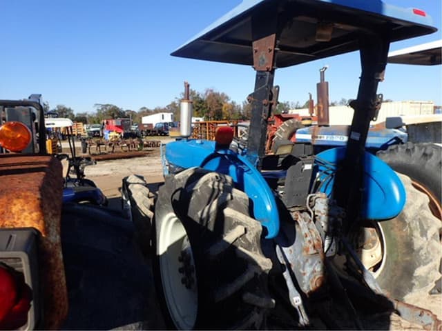 Image of Ford 3930 equipment image 1