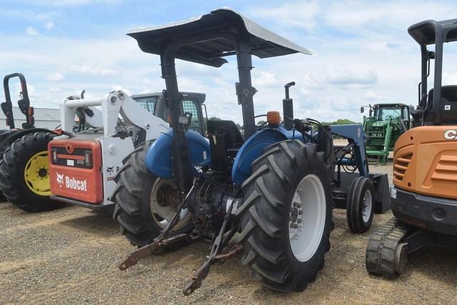 Image of Ford 3930 equipment image 2