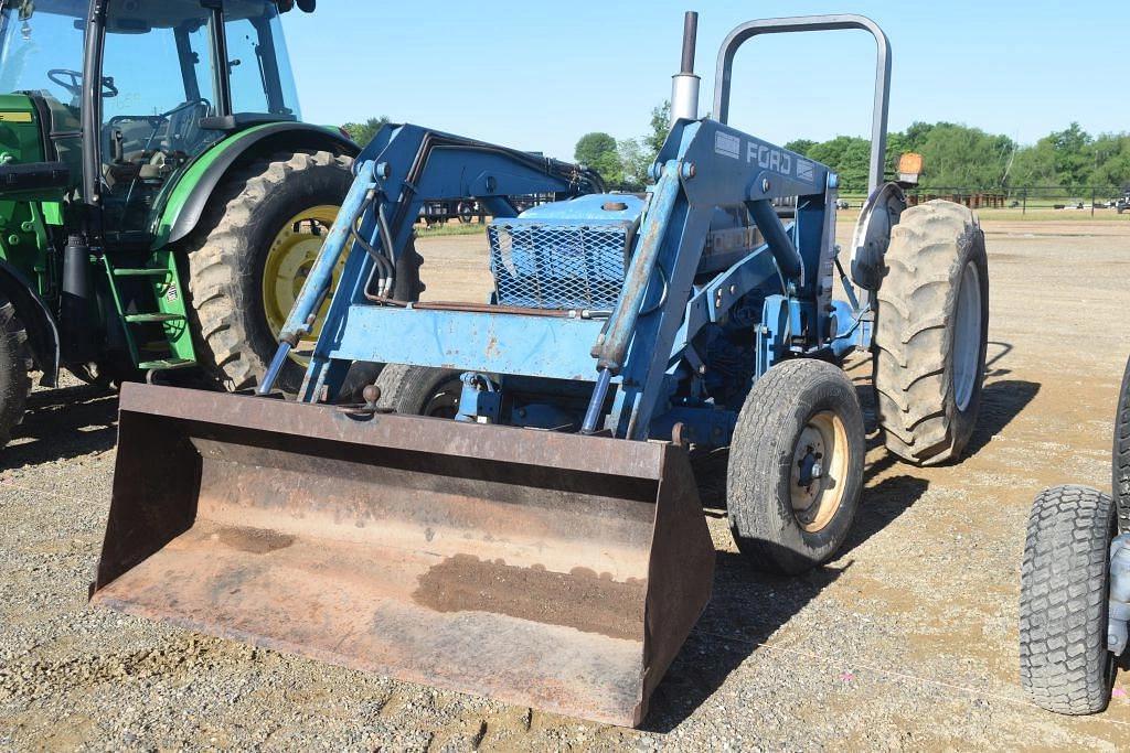 Image of Ford 3930 Primary image
