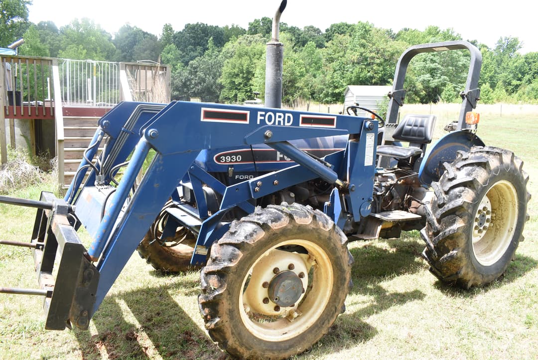 Image of Ford 3930 Primary image