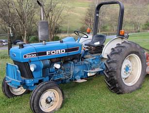 Ford 3930 Equipment Image0