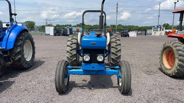 Image of Ford 3930 equipment image 1