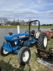 Ford 3930 Equipment Image0