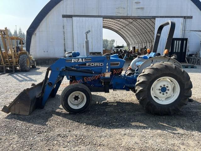 Image of Ford 3930 equipment image 1