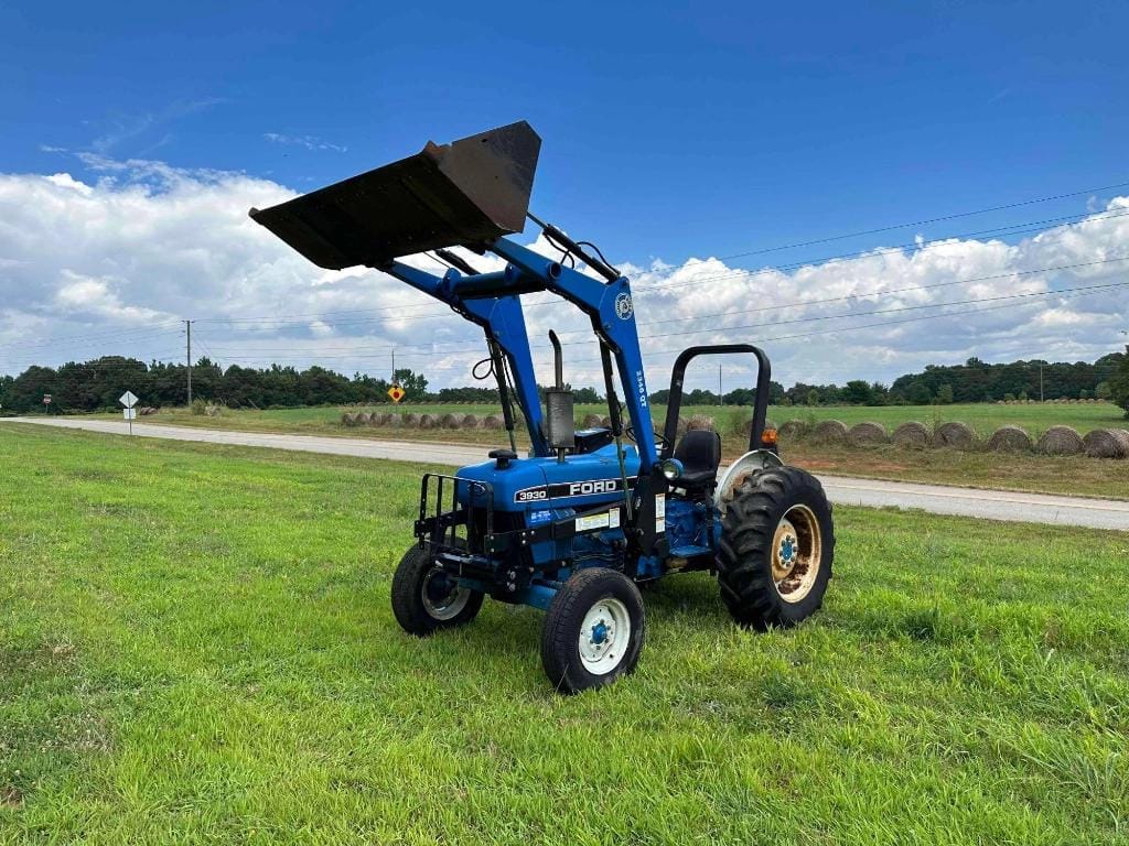 Main image Ford 3930