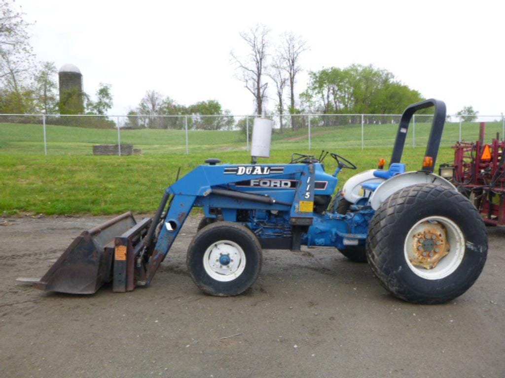 Main image Ford 3930