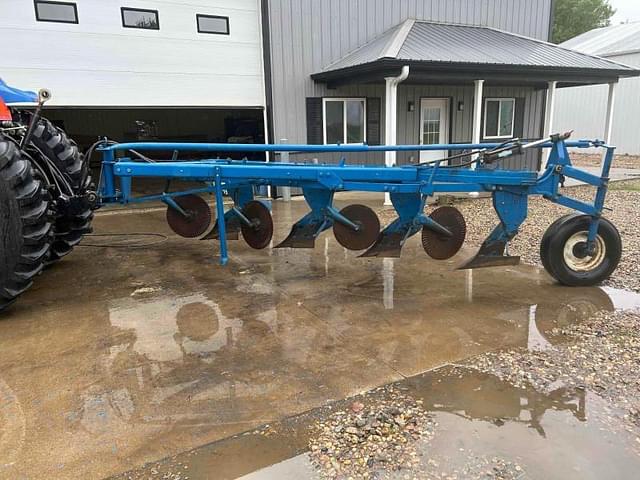 Image of Ford Undetermined equipment image 3