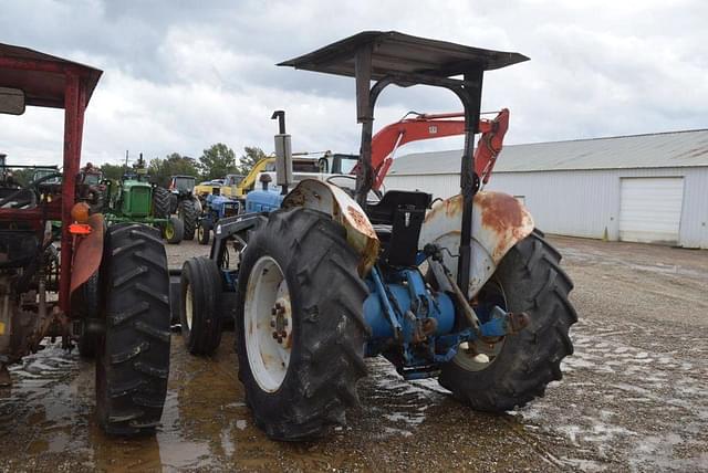 Image of Ford 4000 equipment image 1