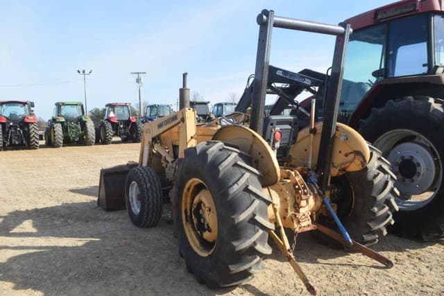 Image of Ford 4000 equipment image 1