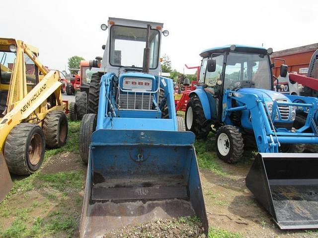 Image of Ford 4000 equipment image 2