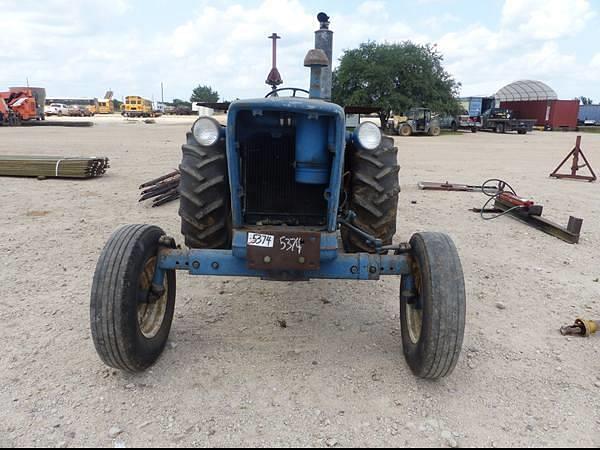 Image of Ford 4000 equipment image 1