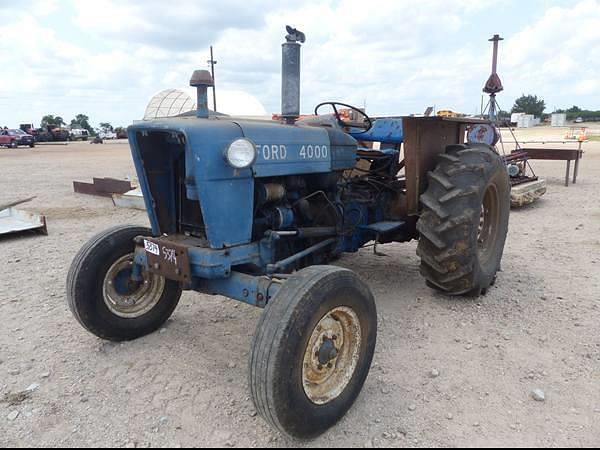 Image of Ford 4000 Primary image