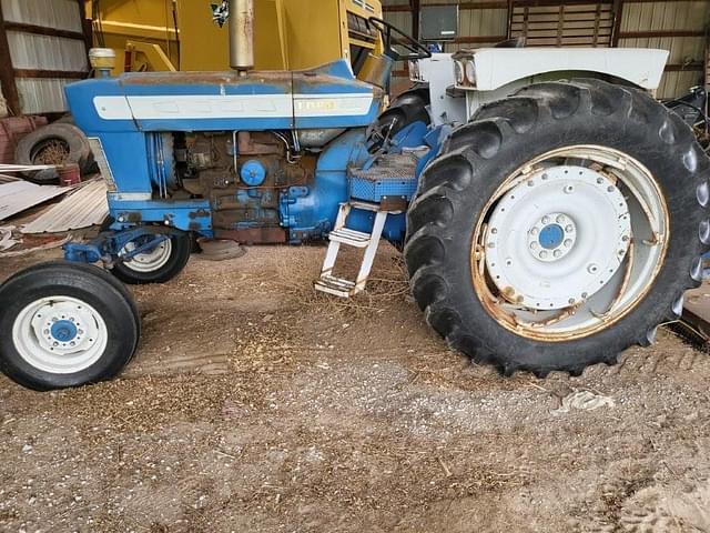Image of Ford 4000 equipment image 1
