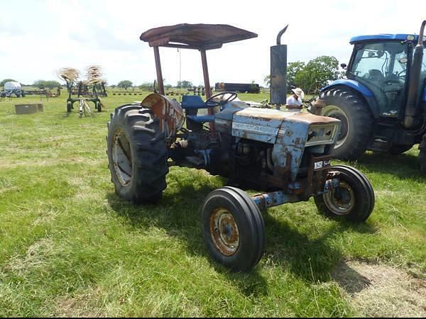 Image of Ford 4000 equipment image 1