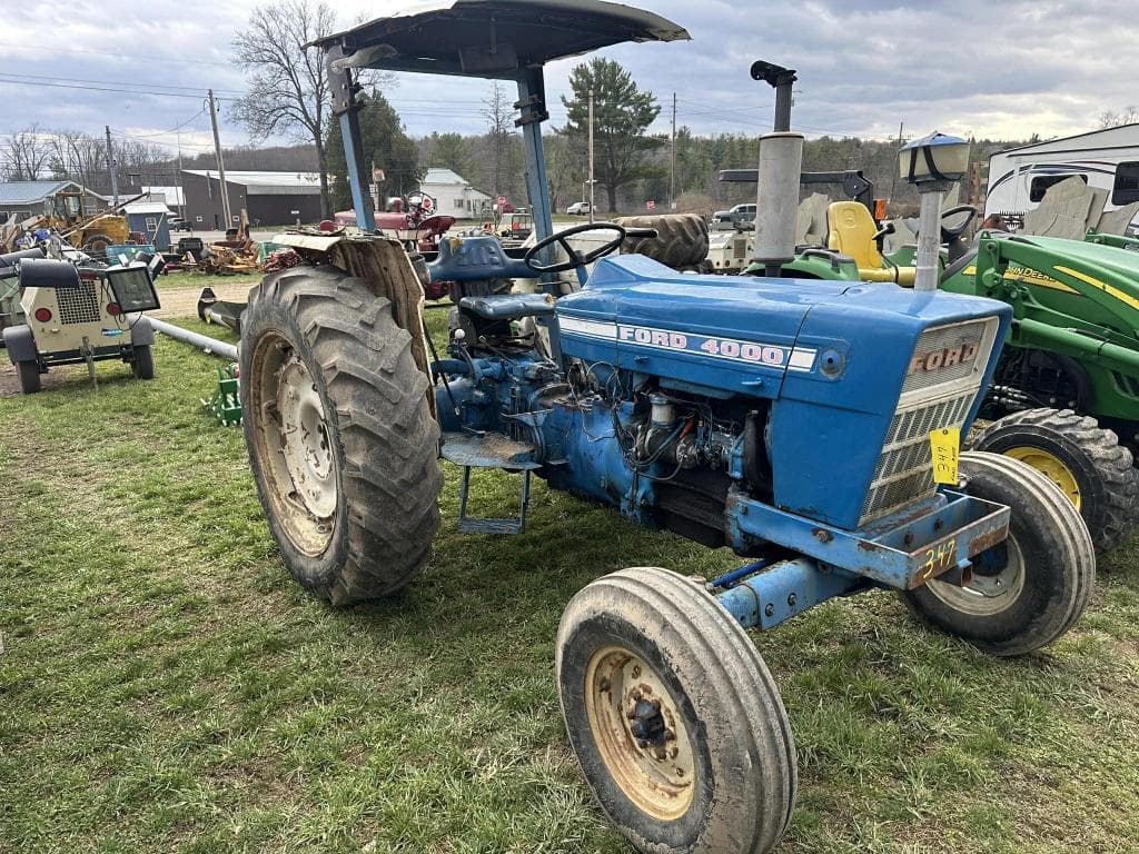 Image of Ford 4000 Primary image