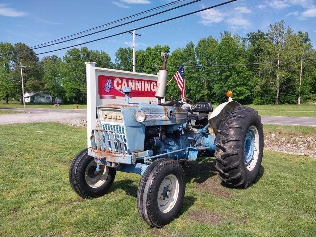 Ford 4000 Equipment Image0