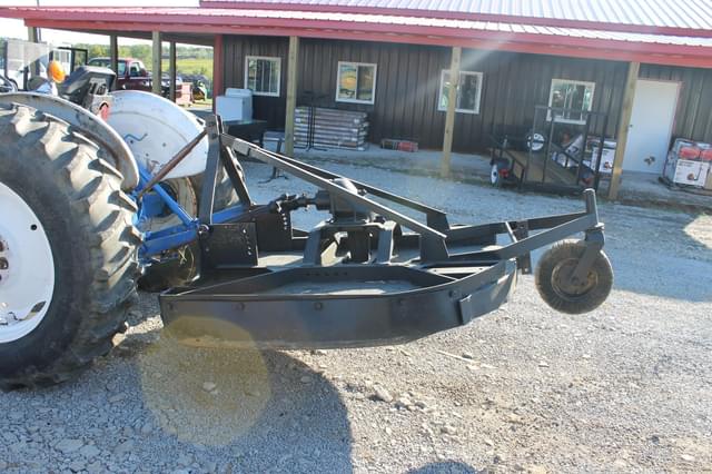 Image of Ford 4000 equipment image 3