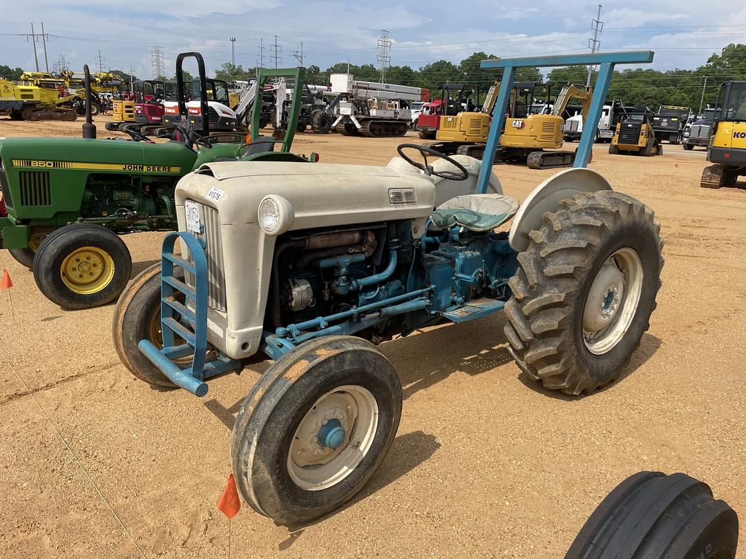 Image of Ford 4000 Primary image