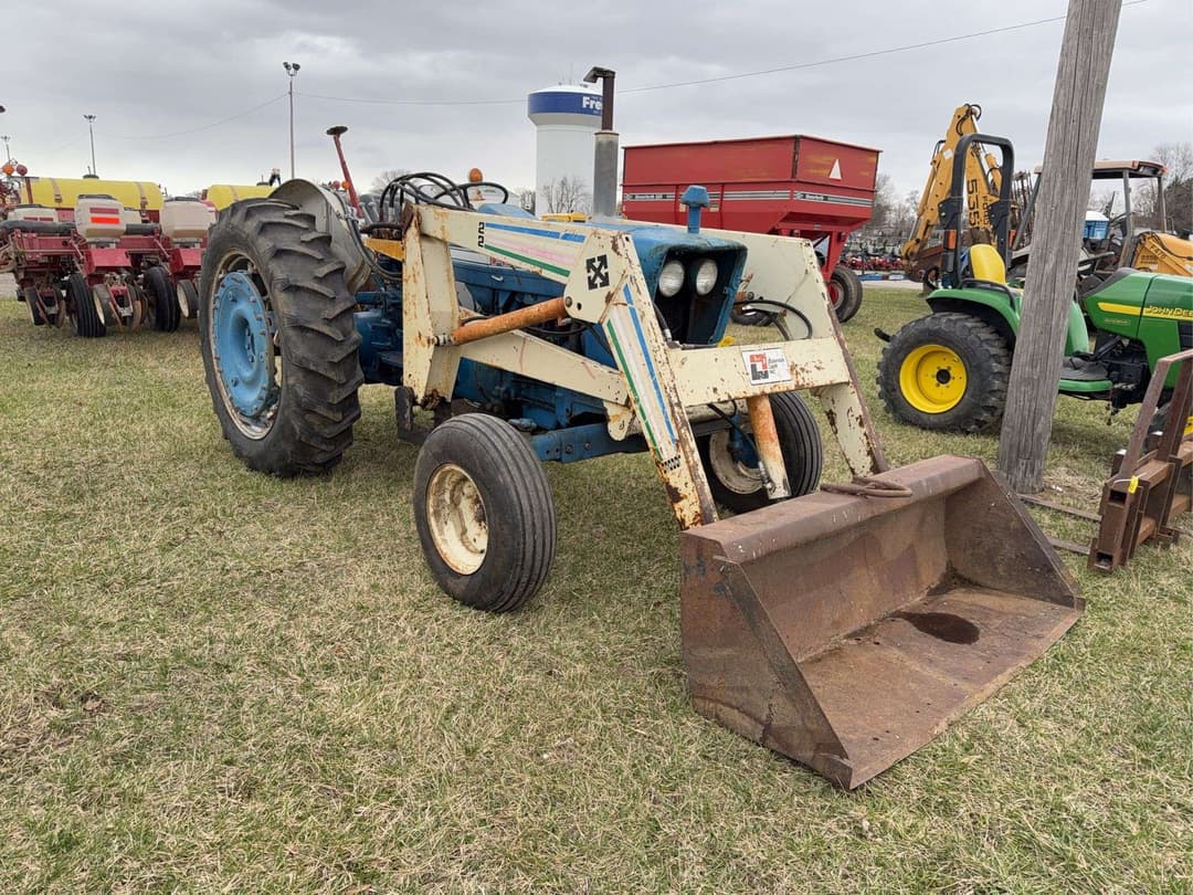 Image of Ford 4000 Primary image