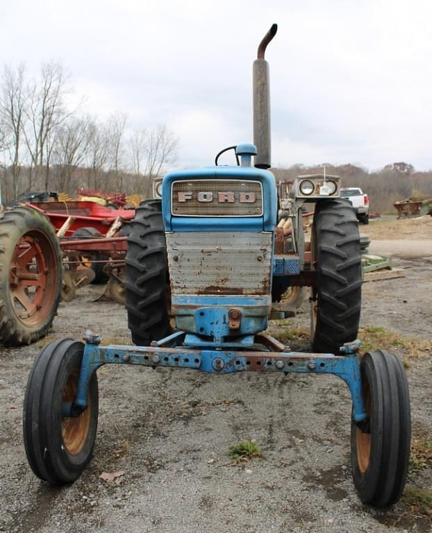 Image of Ford 4000 equipment image 1