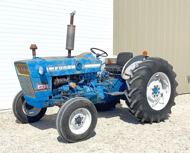 Image of Ford 4000SU equipment image 1