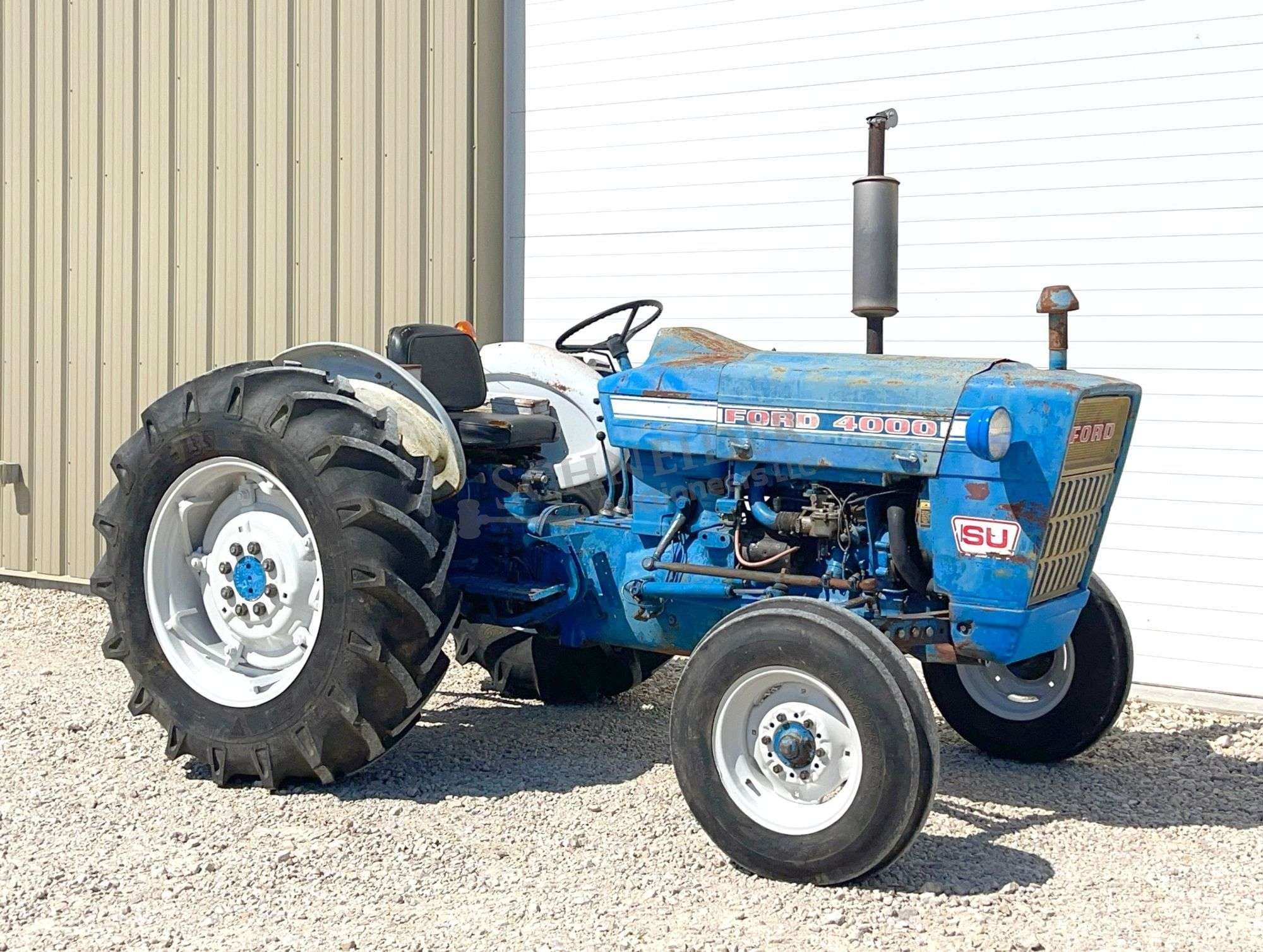 Ford 4000SU Equipment Image0