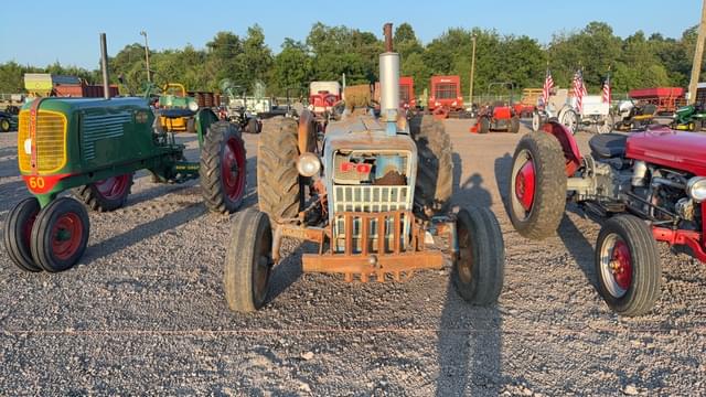 Image of Ford 4000 equipment image 1