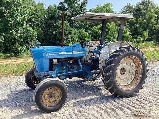 Image of Ford 4000 equipment image 1