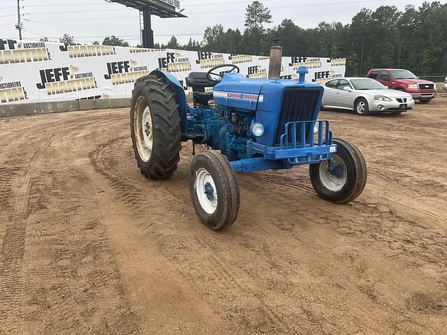 Image of Ford 4000 equipment image 2