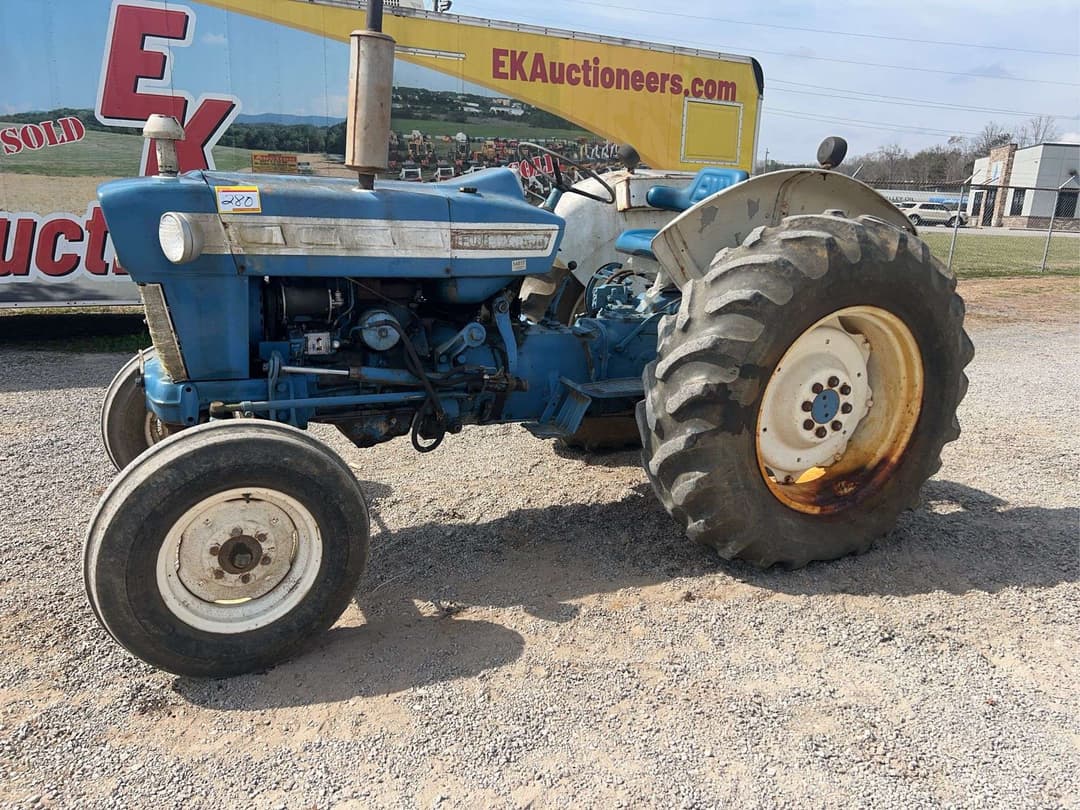 Image of Ford 4000 Primary image