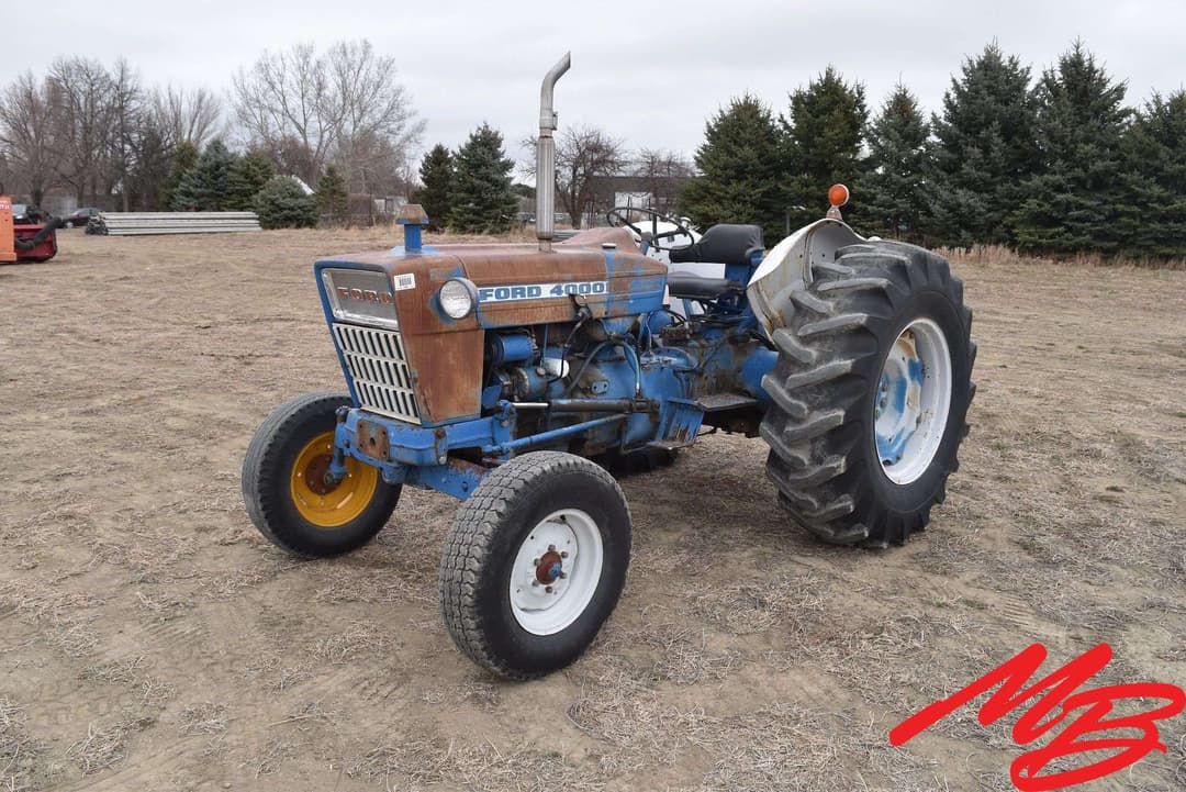 Image of Ford 4000 Primary image