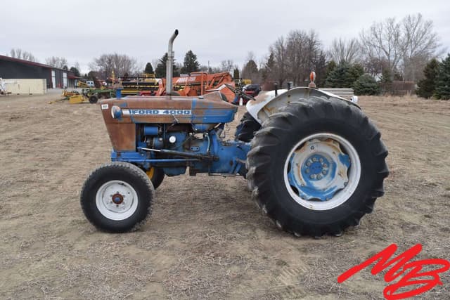 Image of Ford 4000 equipment image 1