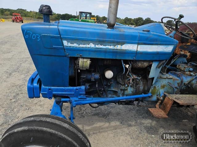 Image of Ford 4000 equipment image 1