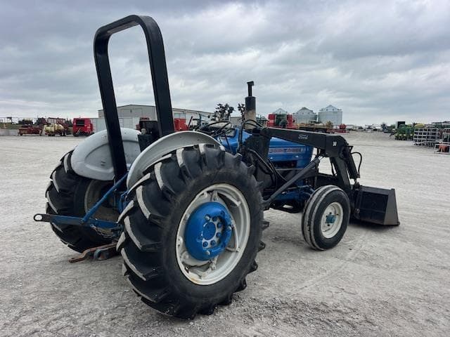 Image of Ford 4000SU equipment image 3