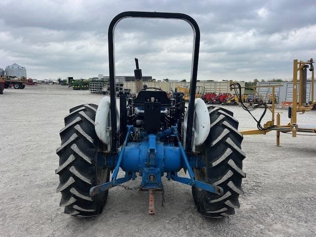 Image of Ford 4000SU equipment image 2