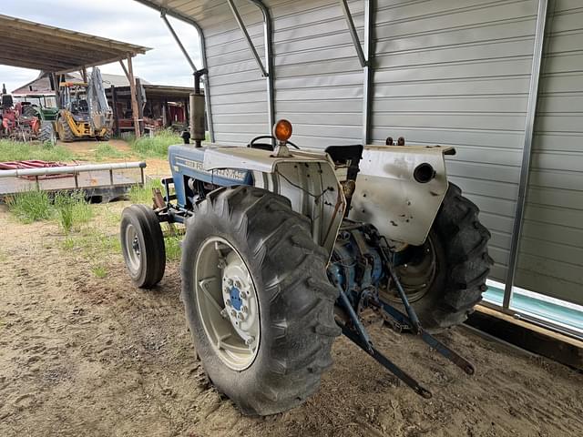 Image of Ford 4100 equipment image 3