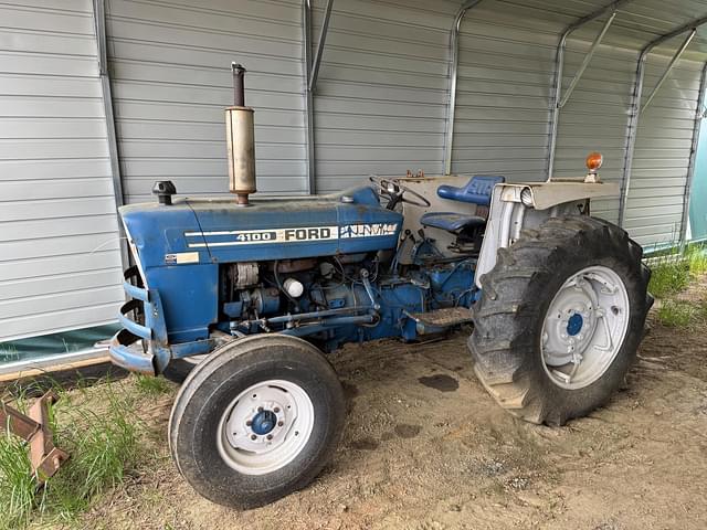 Image of Ford 4100 equipment image 4