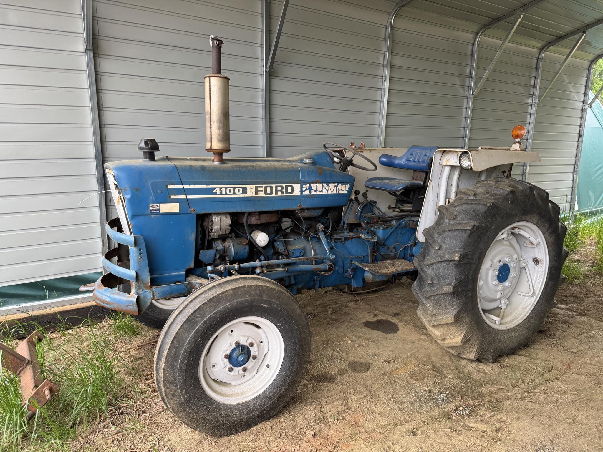 Main image Ford 4100
