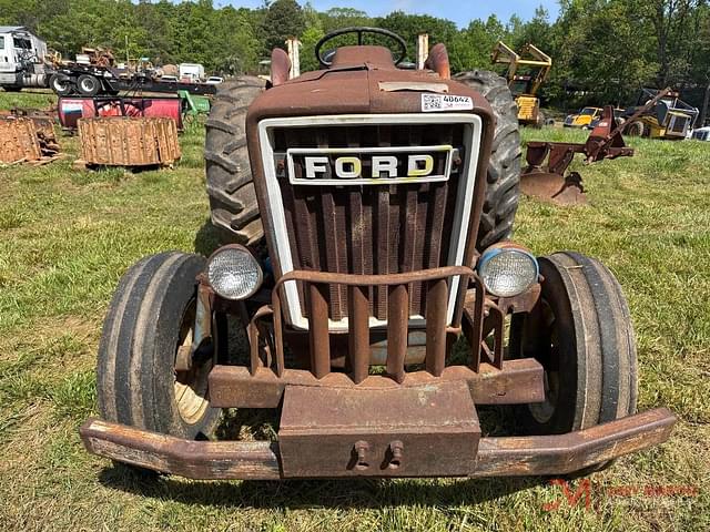 Image of Ford 4100 equipment image 4